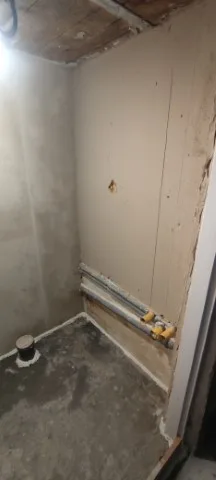 Rekonstrukce (částečná) chaty — fotografie 21